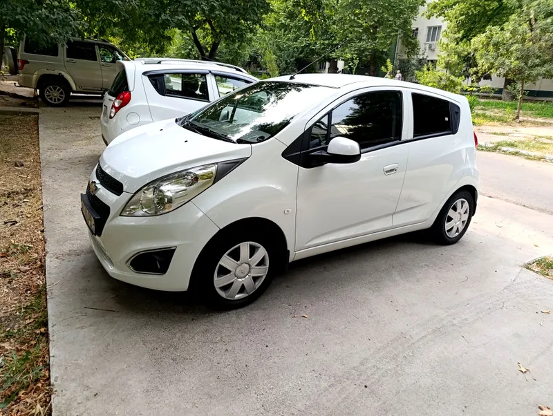 chevrolet spark — фото 1