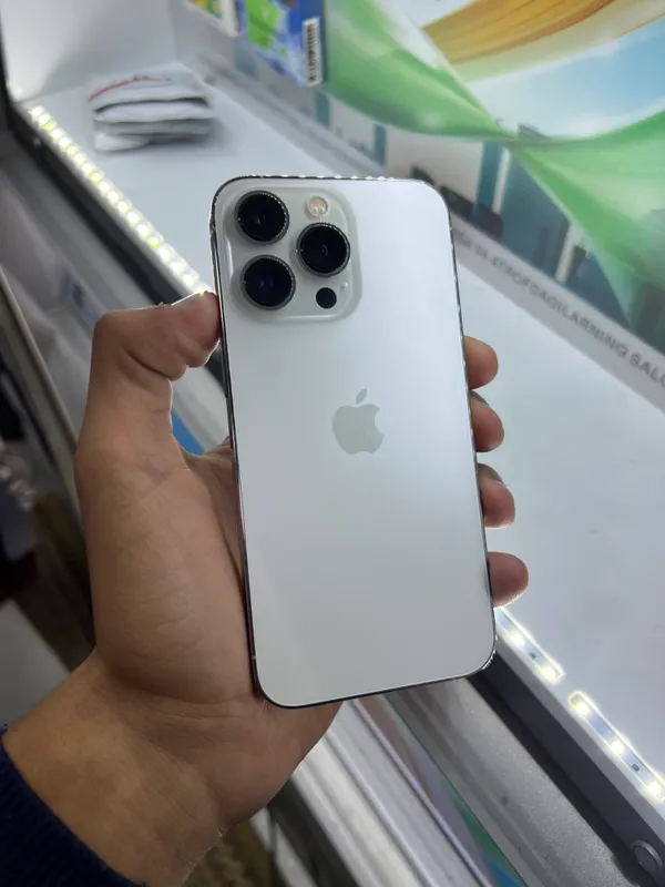 iPhone 13 Pro серебристый, 90% 1
