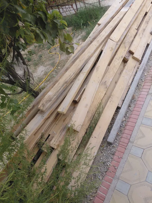 Пол деревянных коттеджей полностью снят 3 Пол деревянных коттеджей полностью снят 3