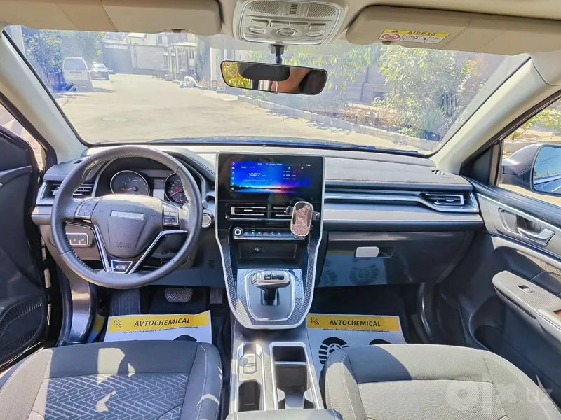 Haval M6 Premium AT, полная комплектация, 2025 5 Haval M6 Premium AT, полная комплектация, 2025 5