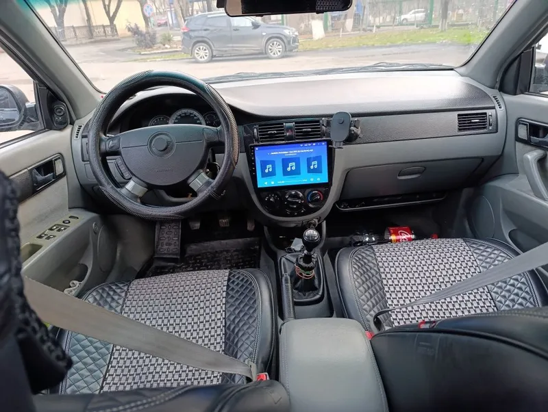 Chevrolet Lacetti 1.8 бензин — фото 4