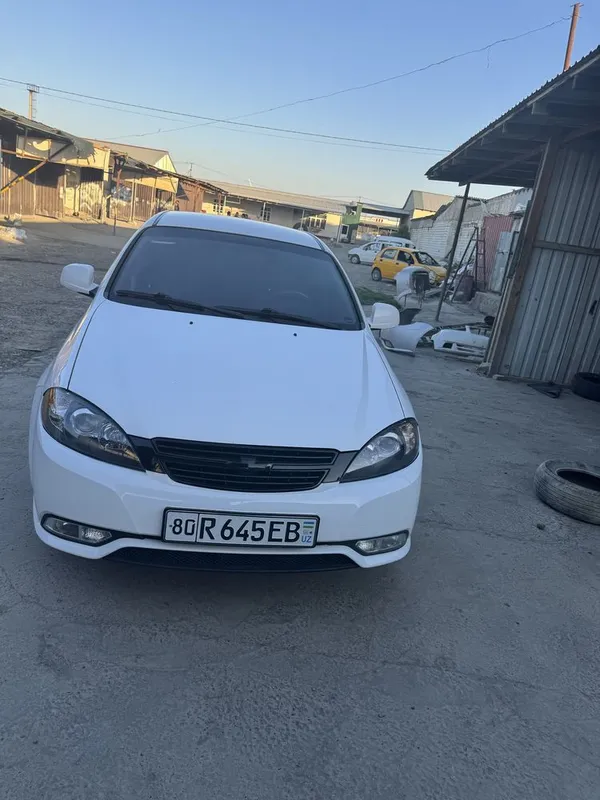 gentra daewo holati zur 2