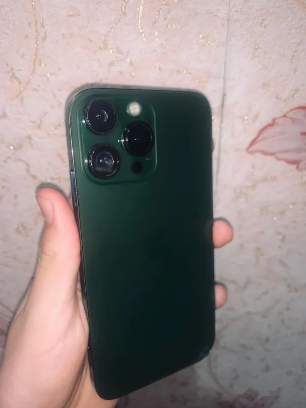 iPhone Xr 13 Pro 128GB 100% Yomkost