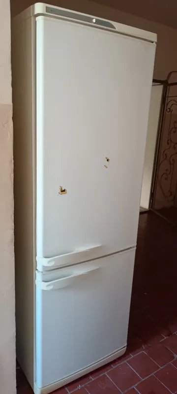 Продам холодильник STINOL двух камерный б/у