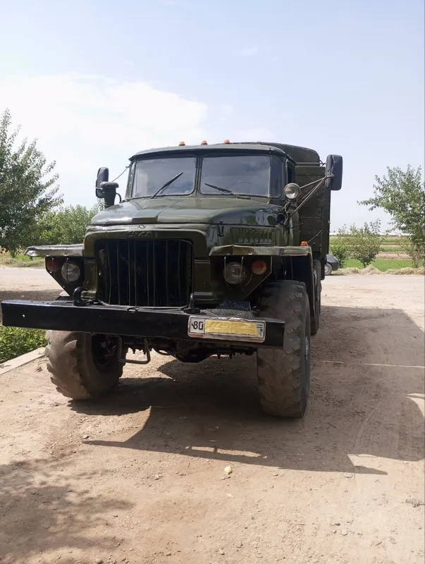 Ural 375 yili 1983 xolati alo 1