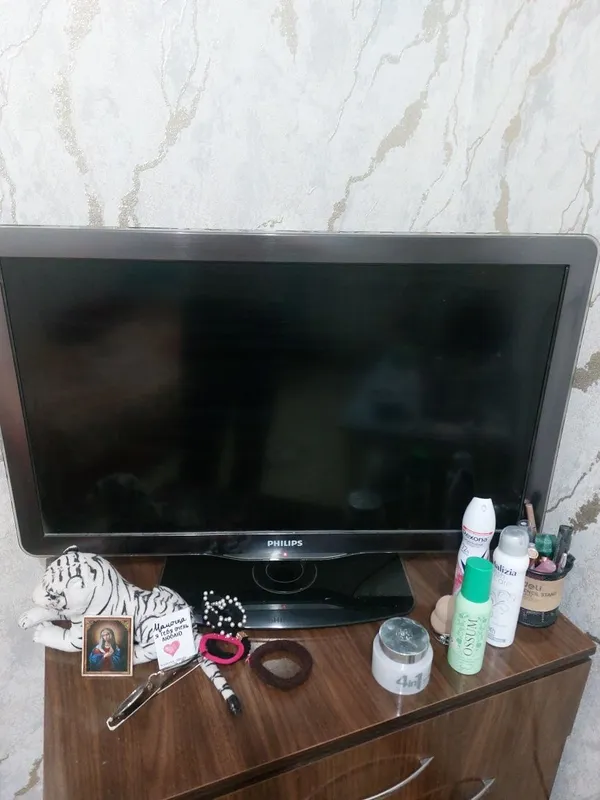 Телевизор Philips 32