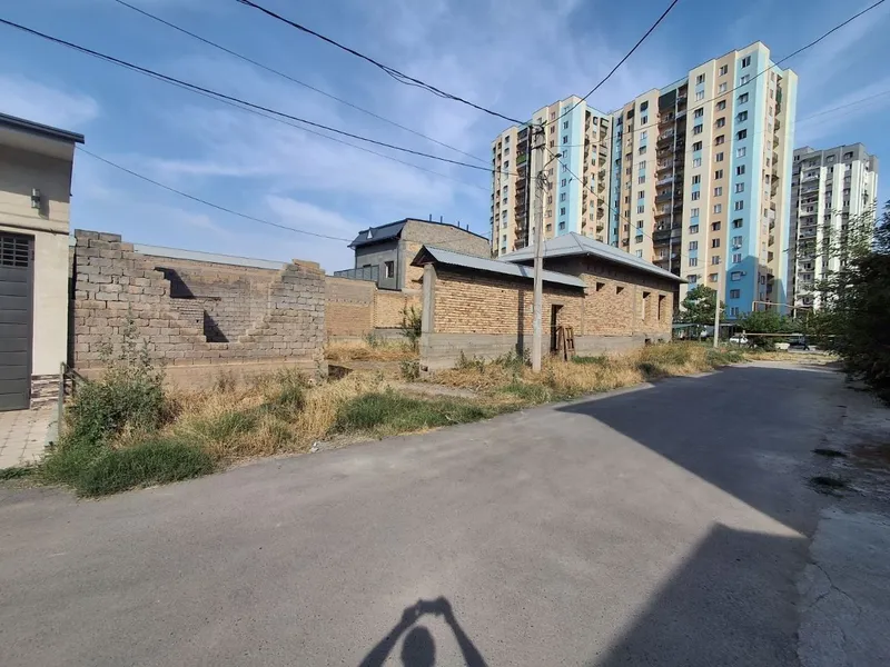 Sergili sputnikda 2 sotix yer sotiladi — фото 2