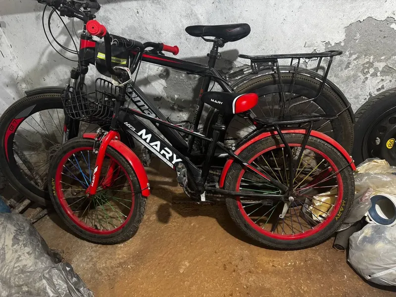 2 ta Velosipedlar ( bikes) Sotiladi. Holati yaxshi. Kam minilgan. 4