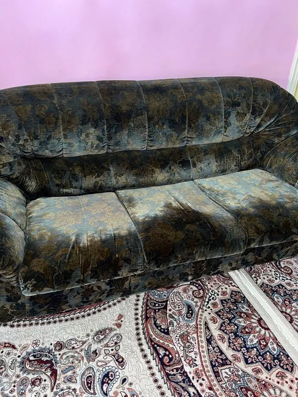 Divan sotiladiii