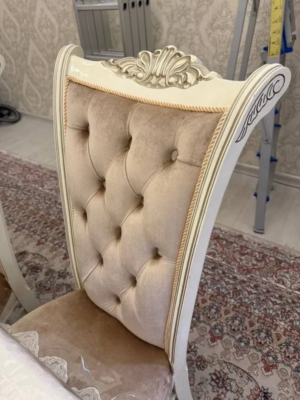 Продаётся стол и стулья. Новый 2 Продаётся стол и стулья. Новый 2