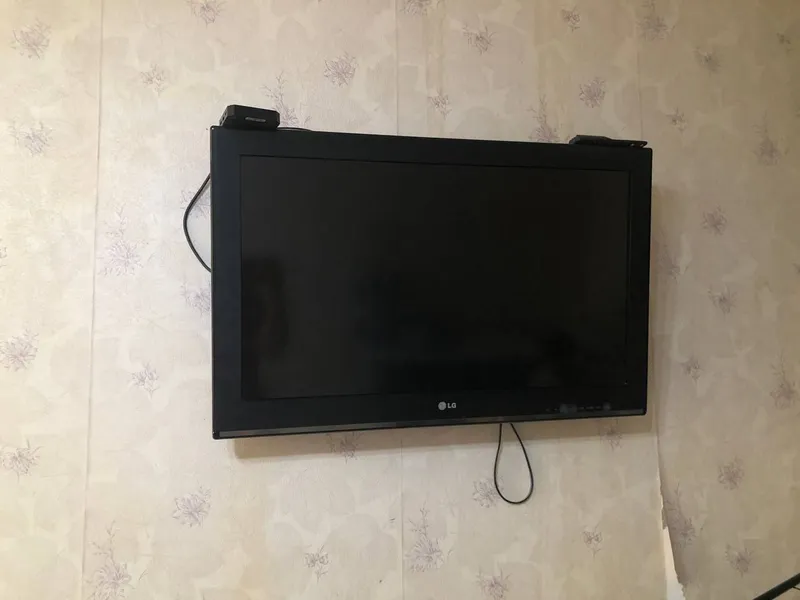 Телевизор LG 32 2