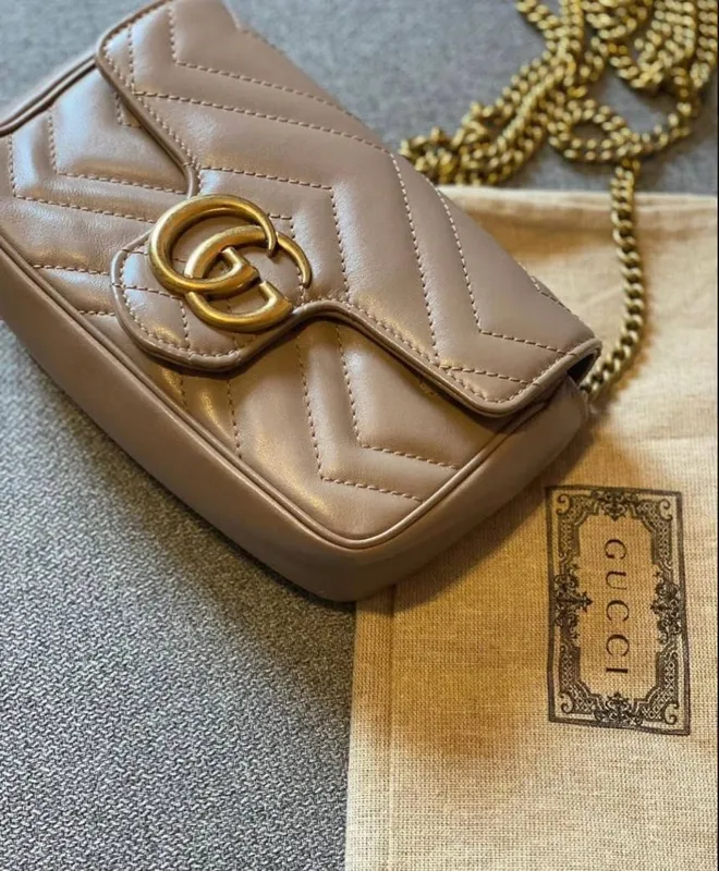 Gucci Mini Marmont Beige мини сумка Гуччи Мармонт в бежевом цвете. — фото 2