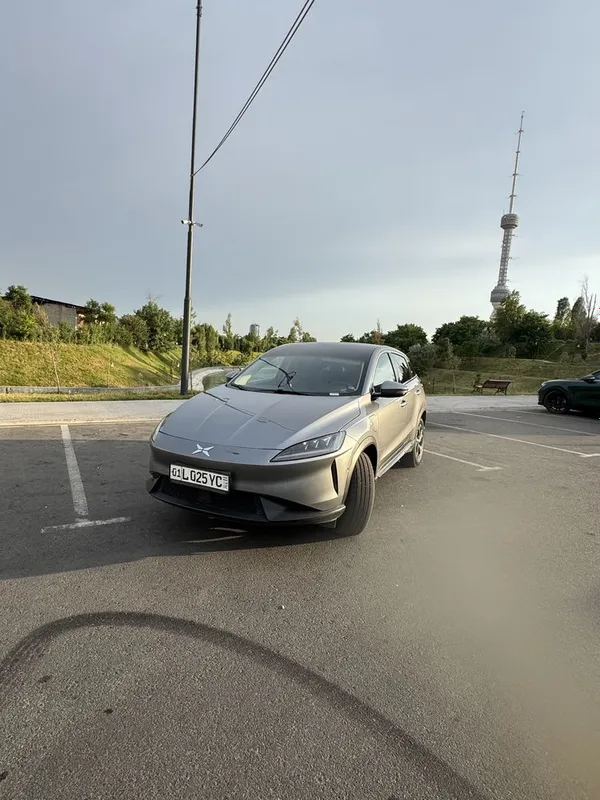 Xpeng g3 520i Yuan up honqi song plus e2 lani orniga ideal moshina