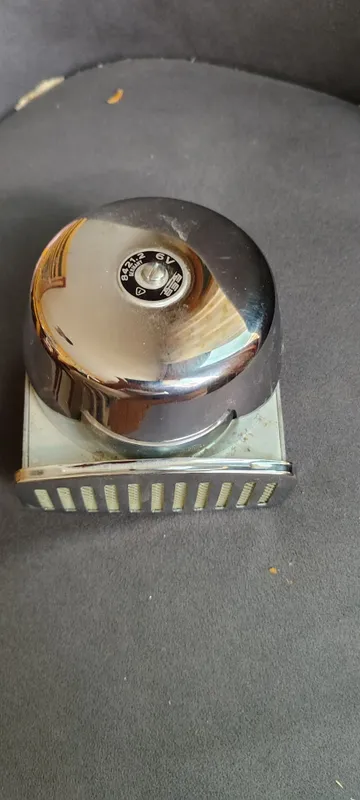 Автомобильный сигнал / клаксон 6V ASP оригинал Германия