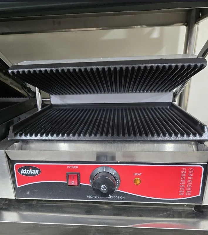 Tostir toster lavash aparat toster tostr aparat Tostir toster lavash aparat toster tostr aparat
