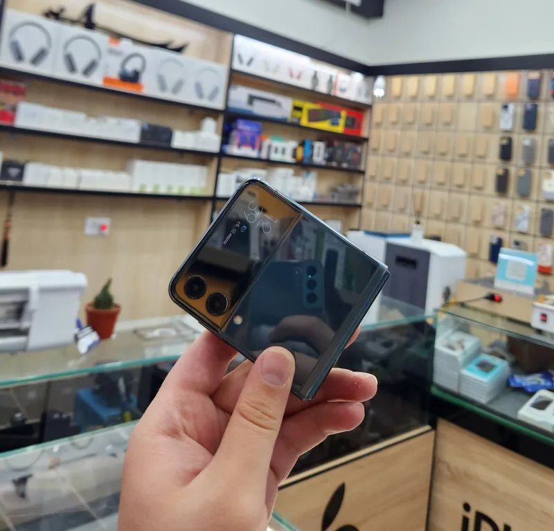 Samsung Z Flip 3 1 Samsung Z Flip 3 1