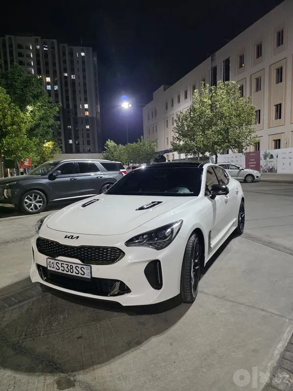 KIA STINGER GT 3.3 Twin Turbo 2 KIA STINGER GT 3.3 Twin Turbo 2