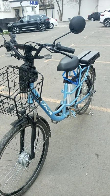 Elektro Velosiped.
