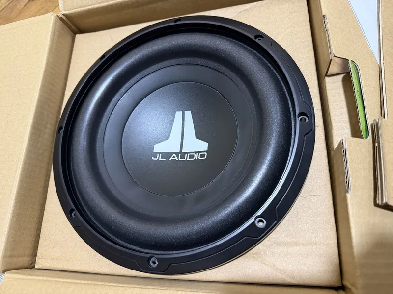JL audio 10w0v3-4ом самбуфер