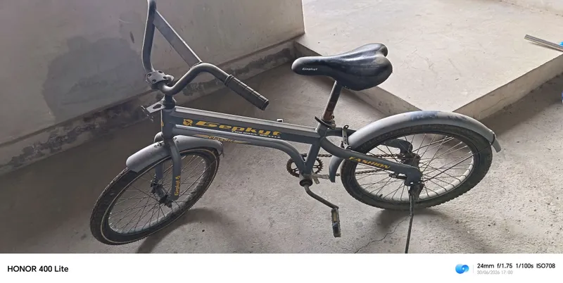 Velosiped sotiladi