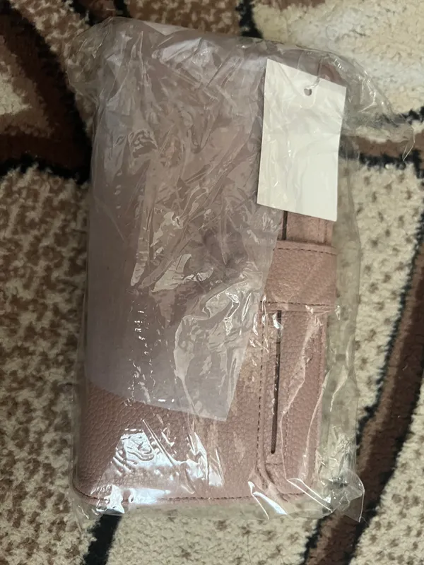 Продаю женский кошелек