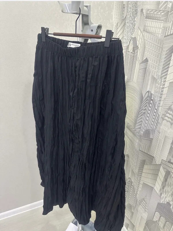 Юбки от Zara и местного бренда Чиройли — фото 2