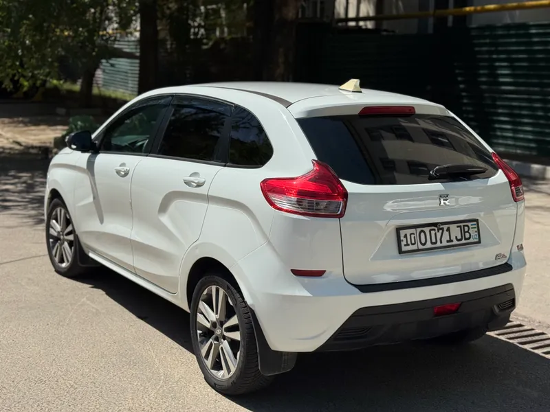 Lada Xray 1.8L 2019 avtomat — фото 3