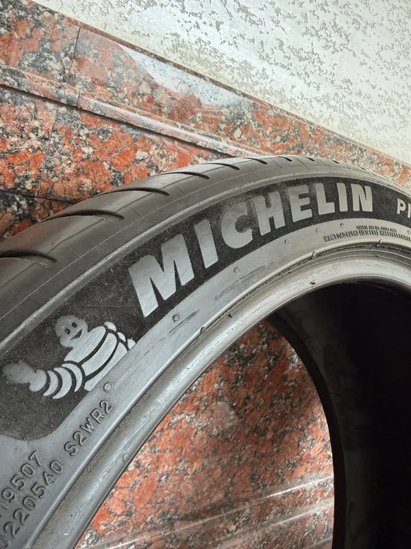 Donali michelin balon sotiladi 255/40/20 — фото 1