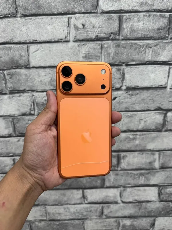 IPhone 17 pro max Dubay versiya