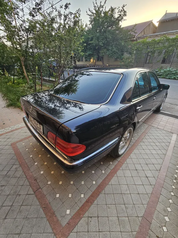 Mercedes benz W210 avangard 7 Mercedes benz W210 avangard 7