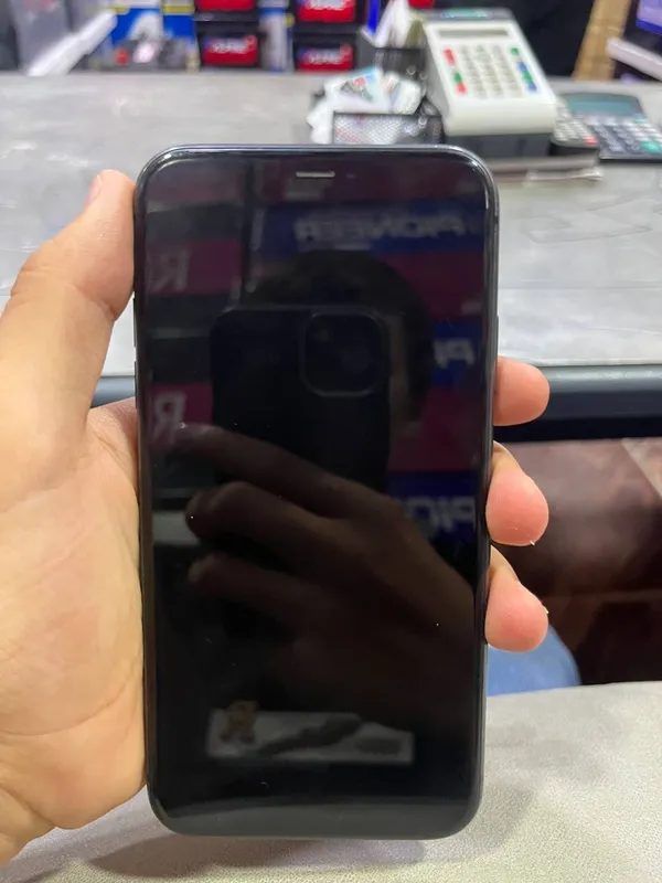 iPhone 11 2