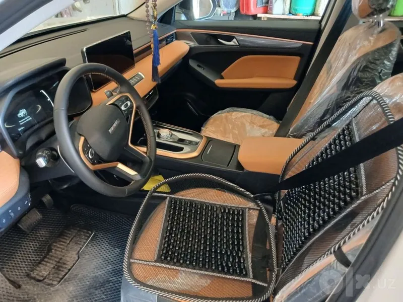 HAVAL JOLION sotiladi srochna 5 HAVAL JOLION sotiladi srochna 5