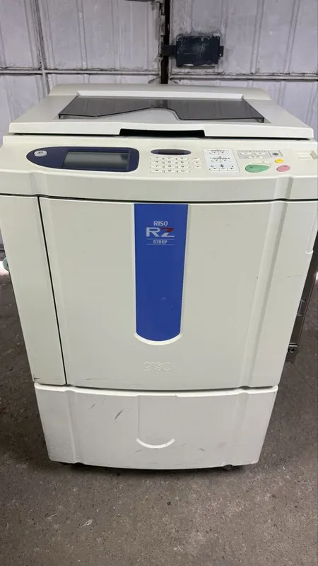 Продам как новый Riso rz 570 ep в отличном состояние rozograf sotiladi — фото 3