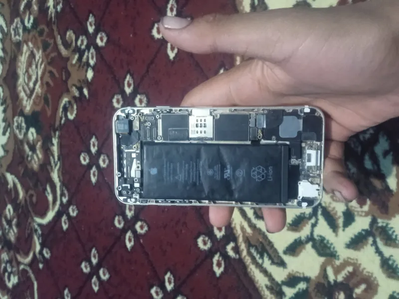 iPhone 6s 2 iPhone 6s 2