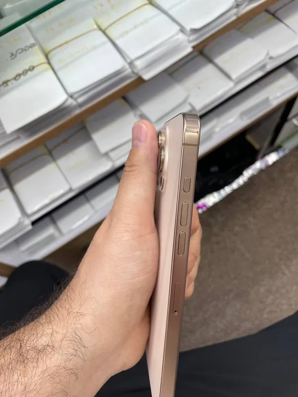 Iphone 16 Pro Max 256 GB — фото 5