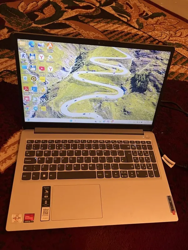Lenovo ideapad noutbook 4 Lenovo ideapad noutbook 4
