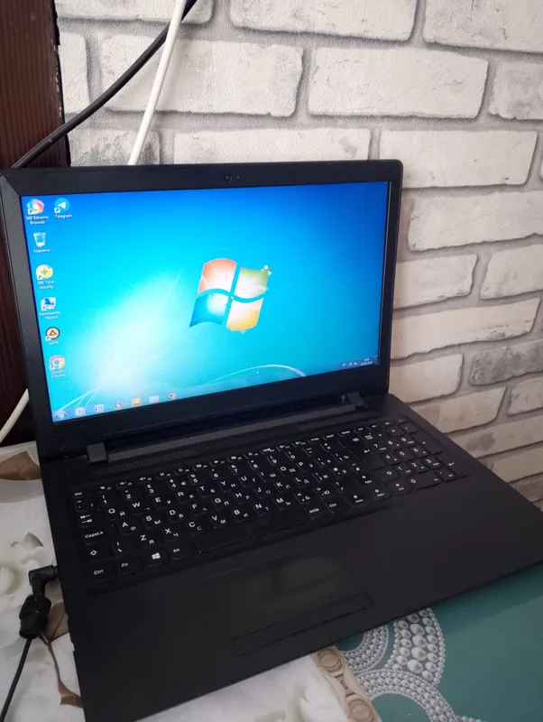 Компьютер Lenovo 1 Компьютер Lenovo 1