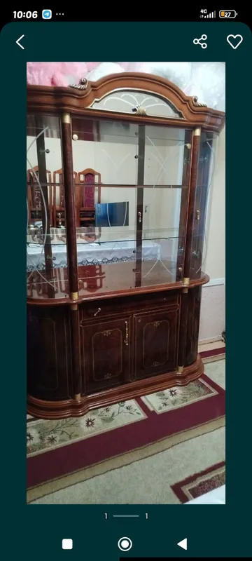 Срочно продается сервант.