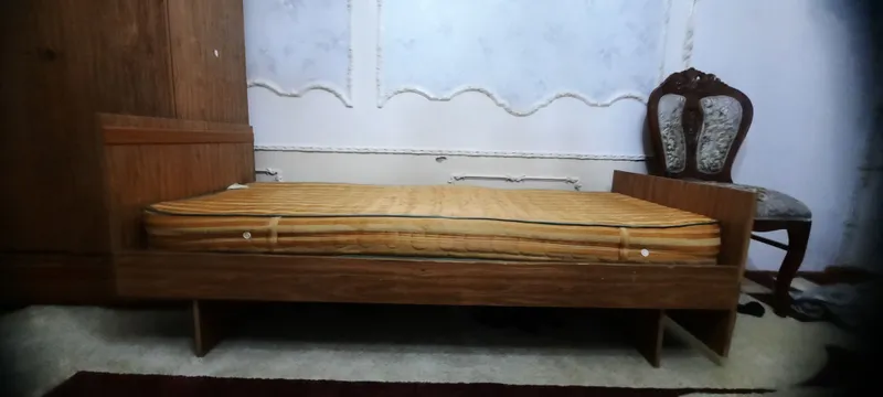 Шкаф и кровать 2