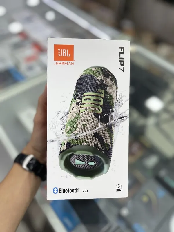 JBL Flip 7 – компактная портативная колонка с мощным звуком — фото 4