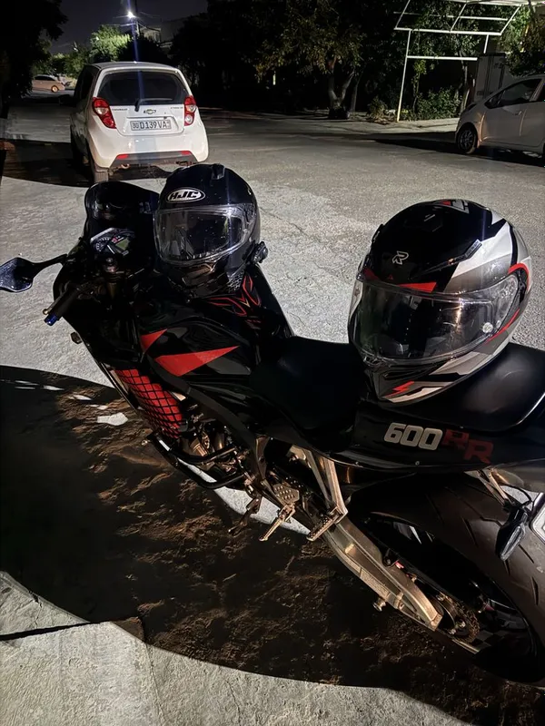 Honda CBR 600 RR 4 Honda CBR 600 RR 4