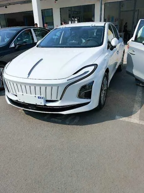Hongqi E-QM5 500 km Naqd va halol nasiya savdo