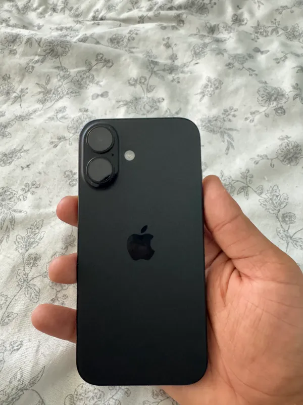 Iphone 16/128gb Black