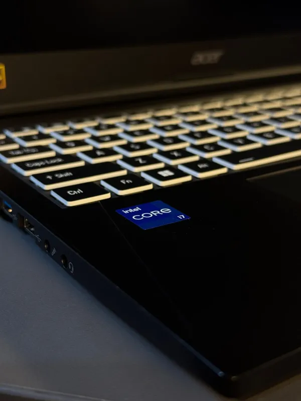 Kuchli igrovoy noutbuk Acer Aspire 7 — фото 4