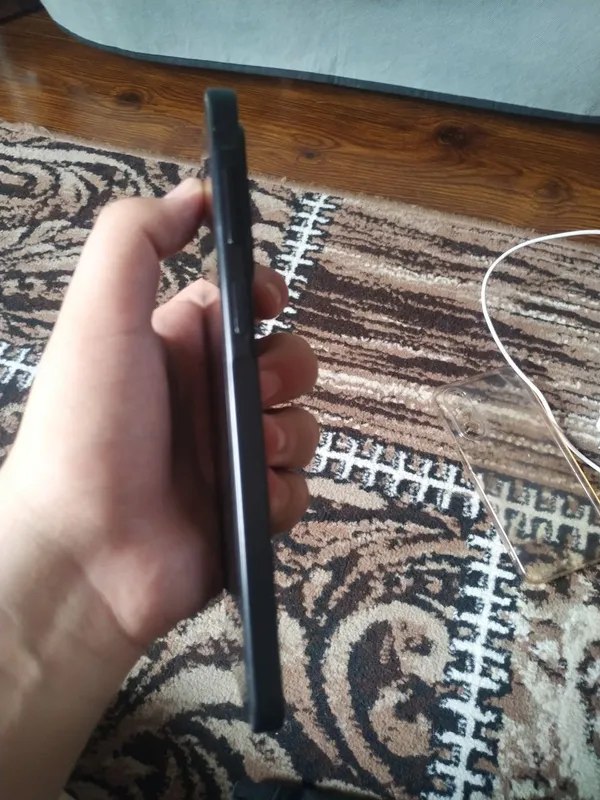 Samsung A17 память 6/128 1