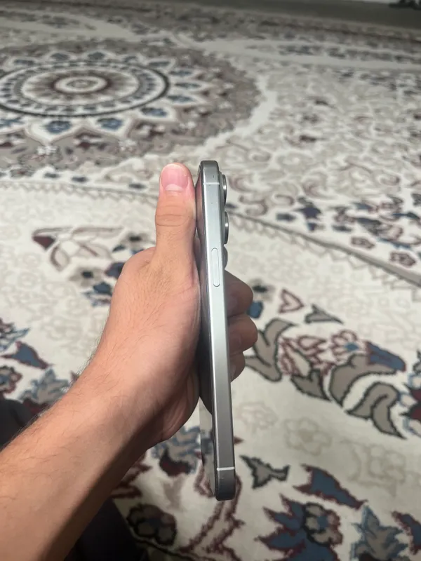 Iphone 15 pro max sotladi xolati yaxshi narxi 800 — фото 2