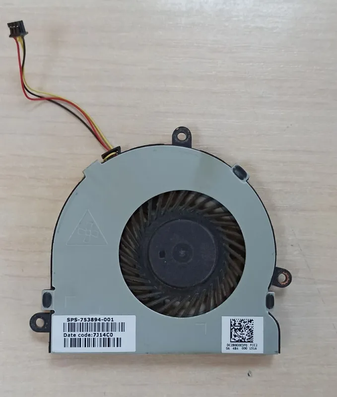Кулер 753894-001 для HP 255 250 G3 , 15-r g