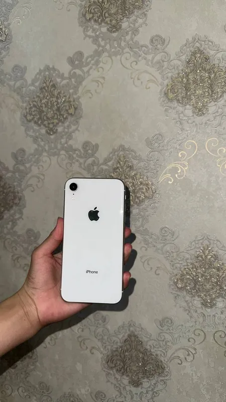 Iphone XR белого цвета Iphone XR белого цвета
