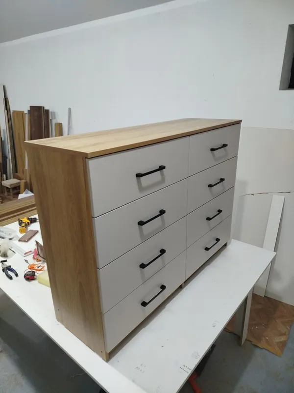 Комод 8 ящиков с ЛДСП 2