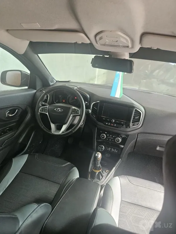 Lada x ray cross 1.8. Luxe prestigge full 5 Lada x ray cross 1.8. Luxe prestigge full 5